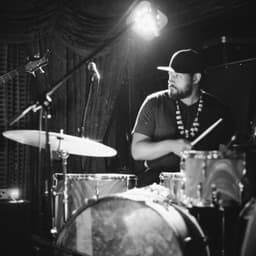 Los Gatos - Makaya McCraven